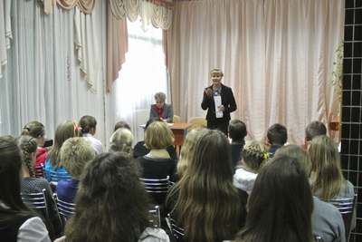 Выступает В.Н. Чиченкова 3. Выступает В.Н. Чиченкова.JPG